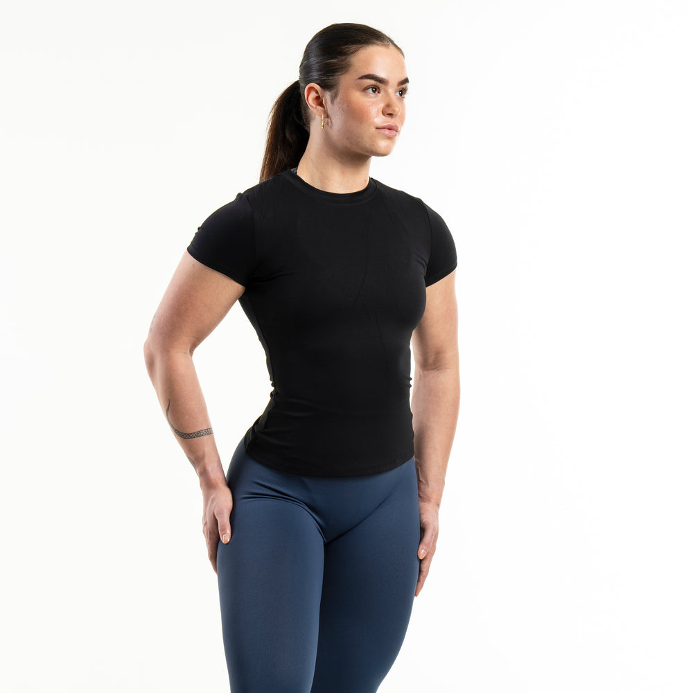 Aura Tee Black