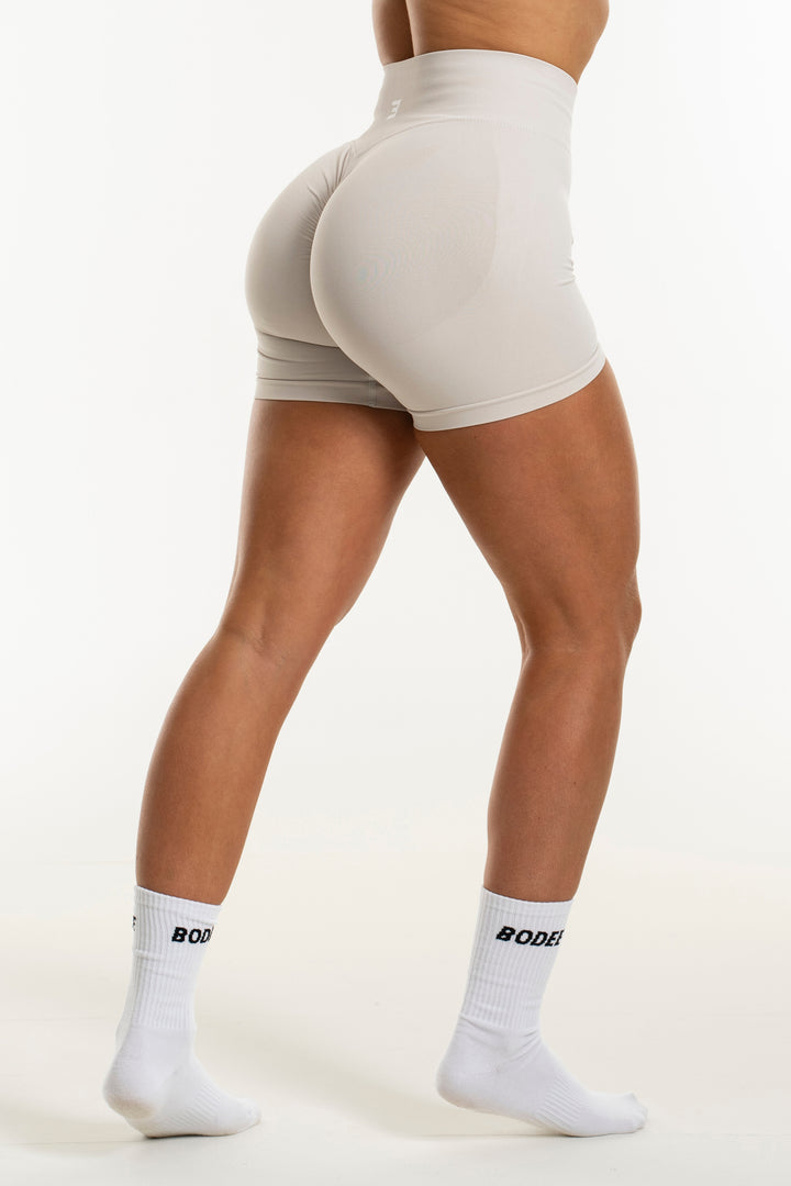 Infinity Shorts Sand